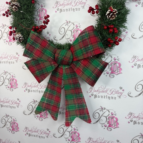 Wreath light up Festive Holiday Wreath acorns Red and Green Plaid Bow lights - Picture 2 of 10